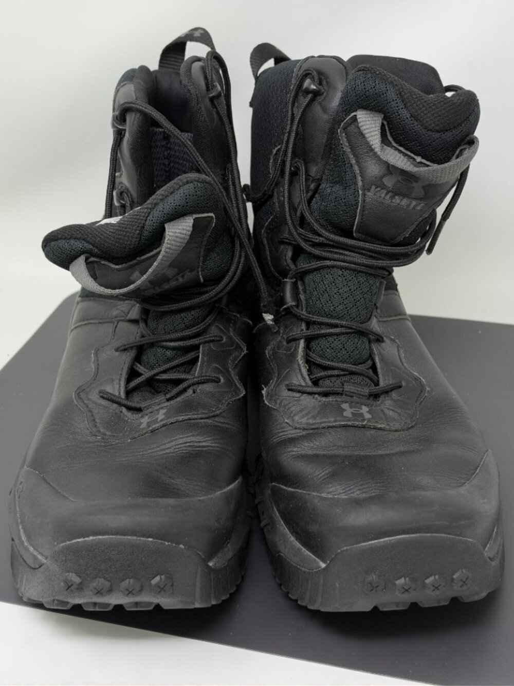 Under Armour Men’s Micro G Valsetz Leather Waterproof Tactical Boots 3024266-001